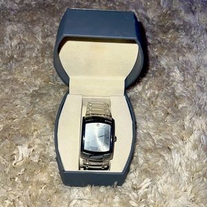 Had this cool watch on my burrow for a bit.